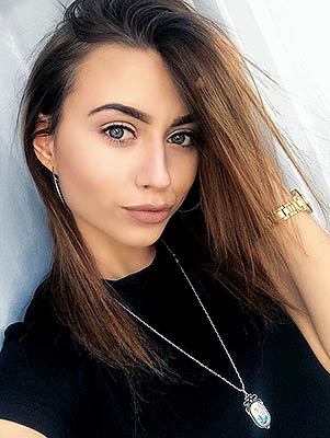 Modest girl Antonina from Sevastopol (Russia), 25 yo, hair color brown