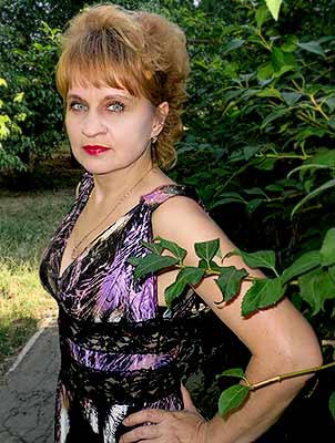 Kind bride Tat'yana from Mariupol (Ukraine), 52 yo, hair color light brown