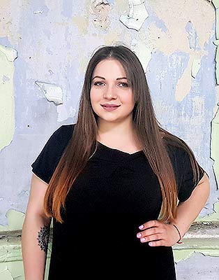 Pisces girl Mariya from Nikolaev (Ukraine), 35 yo, hair color brunette