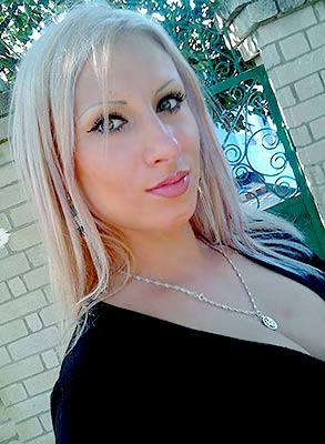 Flexible lady Inna from Nikolaev (Ukraine), 32 yo, hair color blonde