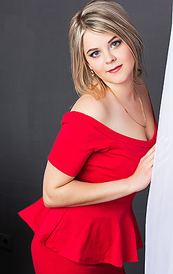 Selfconfident girl Viktoriya from Nikolaev (Ukraine), 31 yo, hair color brown