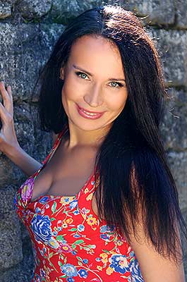 Accurate woman Svetlana from Odessa (Ukraine), 60 yo, hair color dark brown