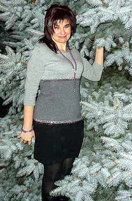 Harmonious woman Oksana from Poltava (Ukraine), 53 yo, hair color chestnut