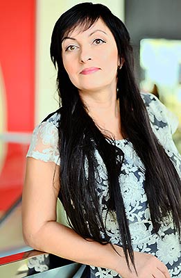 Goodnatured woman Lyudmila from Poltava (Ukraine), 57 yo, hair color black