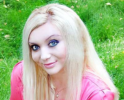 Single woman Marina from Sumy (Ukraine), 38 yo, hair color blonde