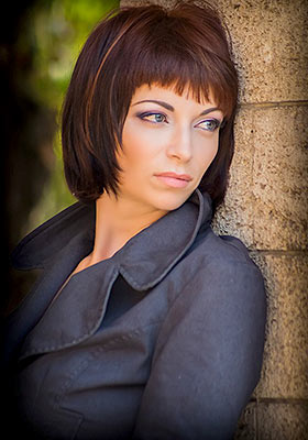Positive woman Alla from Novaya Kakhovka (Ukraine), 39 yo, hair color chestnut